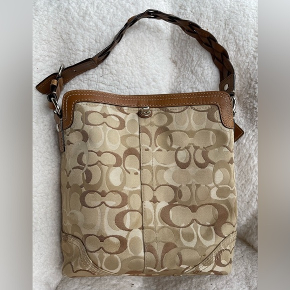 Coach Chelsea Optic Signature Hobo Handbag Tan Brown 10990 - Picture 5 of 15